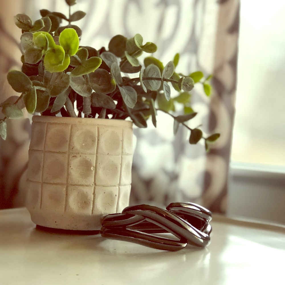 Lia Sophia black bangle bracelet